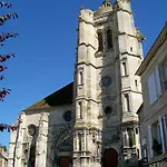 Apartment La Maxipontaine Pont-Sainte-Maxence