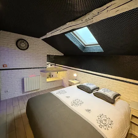 Au Cœur De *